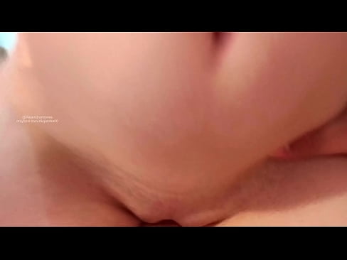 ❤️ Nukuin siskoni huoneessa ja niin heräsin siihen Kaunis porno at fi.pornoincest.ru ❤